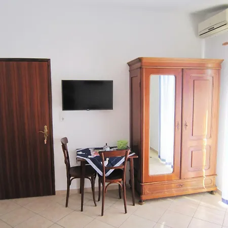Apartment Bella *